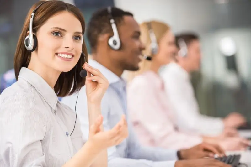 Answering Service Team Working 1